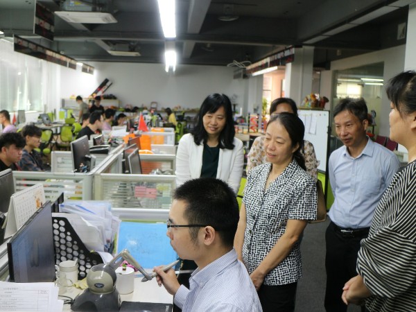 汕頭職業技術學院領導蒞臨羞羞的视频在线观看設計學習考察